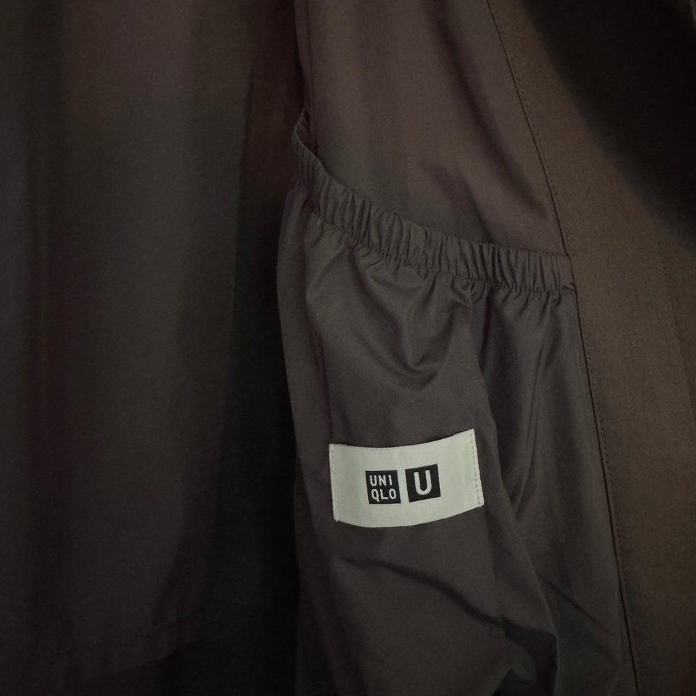 Lemaire x Uniqlo Trench Coat - Picture 2 of 2